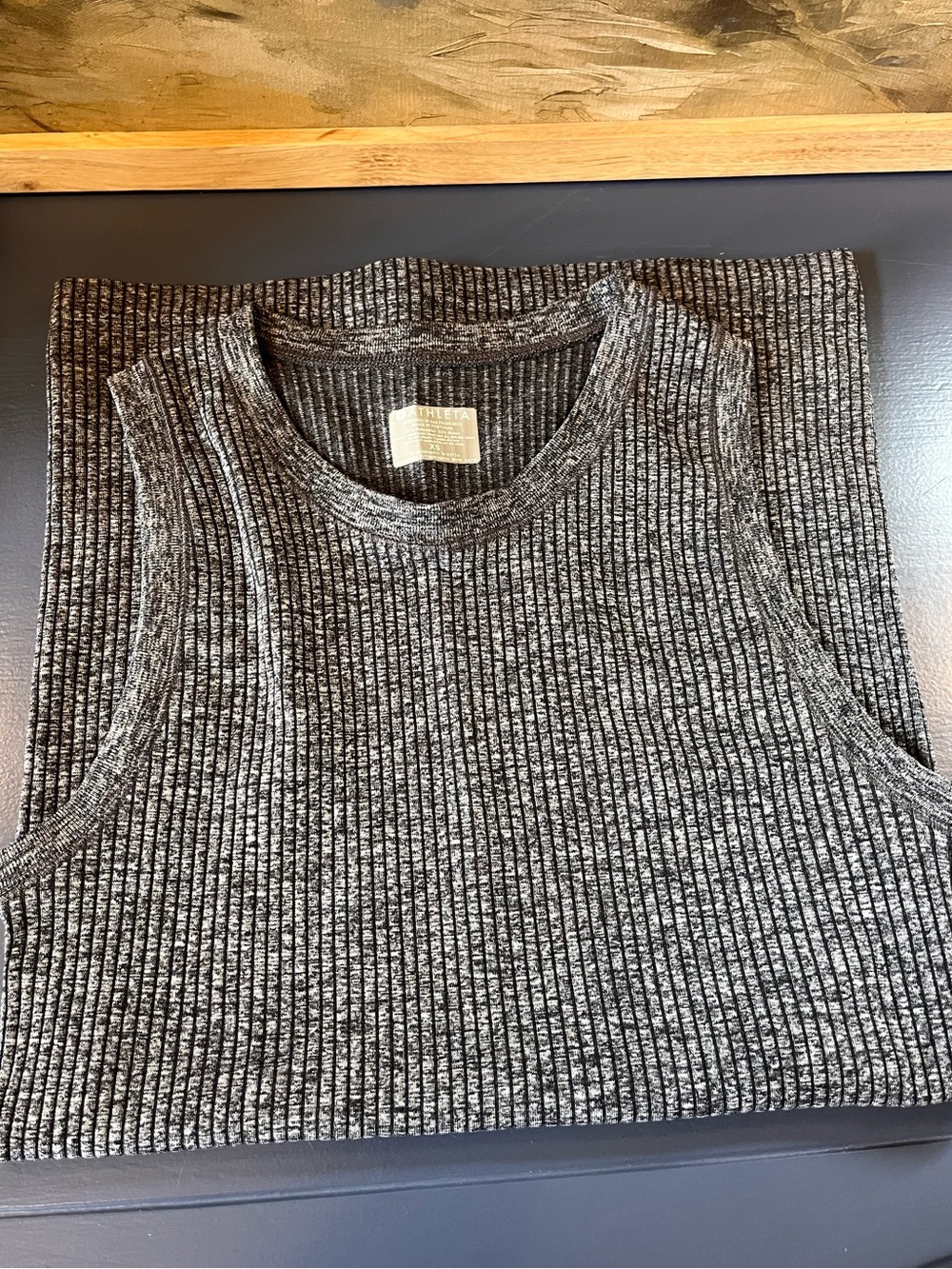 Athleta Renew Ribbed Tank Top Heather Gray XS Seamless Yoga Athleisure High Neck